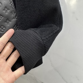 Louis Vuitton 2026 Эта модная кожаная 