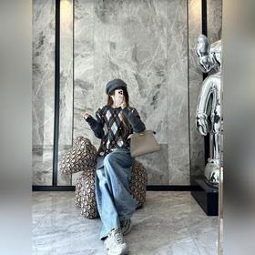 LOUIS VUITTON 26SS Свитер с круглым вы