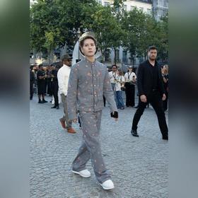 LOUIS VUITTON Комплект из джинсовых бр