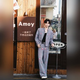 LOUIS VUITTON Комплект из джинсовых бр
