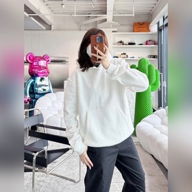 LOUIS VUITTON Однотонная толстовка с к