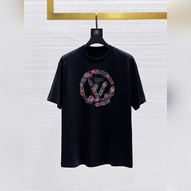 　Louis Vuitton Весна/Лето 2026 Новая к