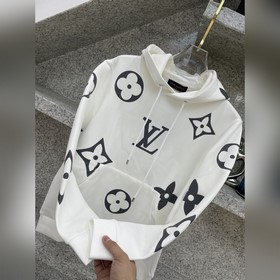 Официальный сайт Louis Vuitton, осенне