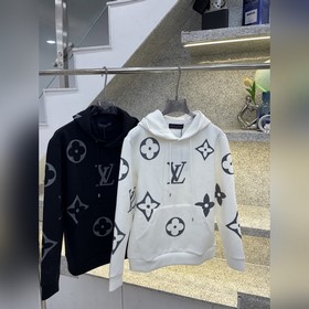 Официальный сайт Louis Vuitton, осенне