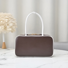 5BB172： Новая сумка Miu из высококачес