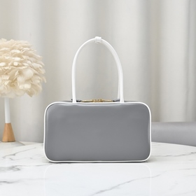 5BB172： Новая сумка Miu, изготовленная