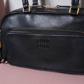 5BB175 — новая винтажная сумка Miu в с