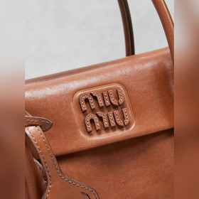 5BA303： Новая сумка MiMisolitaire из т