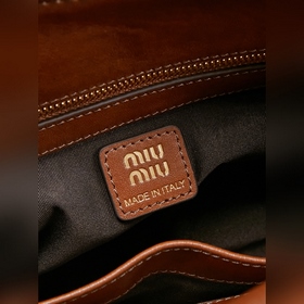 5BA302： Новая сумка MiMisolitaire из т