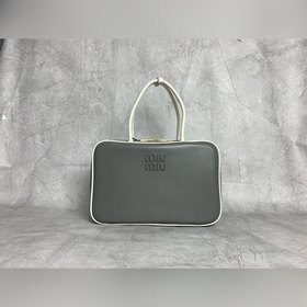 5BB117 (серый и белый) [Высококачест