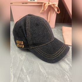 Новая бейсболка MIUMIU Эта джинсовая б