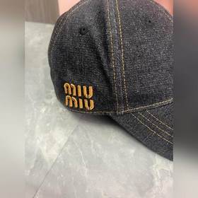 Новая бейсболка MIUMIU Эта джинсовая б