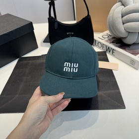 Официальный сайт Miu. Аутентичная бейс