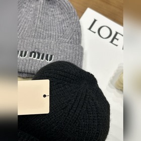 MiuMiu* Классическая цветовая палитра 