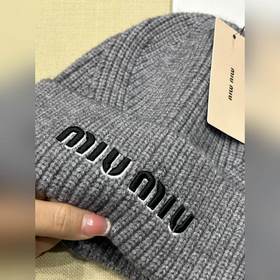 MiuMiu* Классическая цветовая палитра 