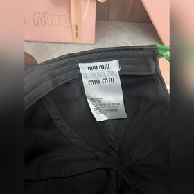 MiUMIU Новая бейсболка Дизайн без кост