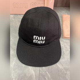 MiUMIU Новая бейсболка Дизайн без кост