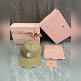 MiUMIU Новая бейсболка Без костяного к