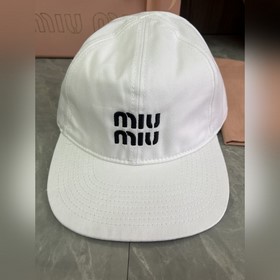 MiUMIU Новая бейсболка Дизайн без кост
