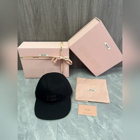 MiUMIU Новая бейсболка Без костяного к