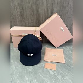 MiUMIU Новая бейсболка Дизайн без кост