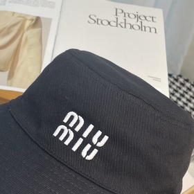 Вышитая рыбацкая шляпа Miu Унисекс-м