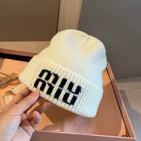 Miu Boutique Новинка Вязаная шерстяная