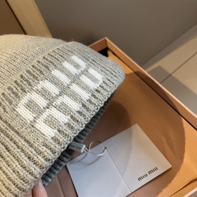Miu Boutique Новинка Вязаная шерстяная