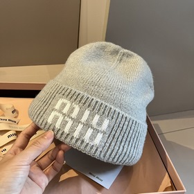 Miu Boutique Новинка Вязаная шерстяная
