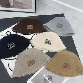 Miumiu  Новинка Шляпа-котел с бахр