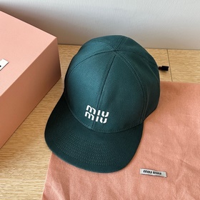 MiuMiu Высококачественная бейсболка из