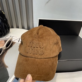 Кепка Miu Limited Edition из вельвета,