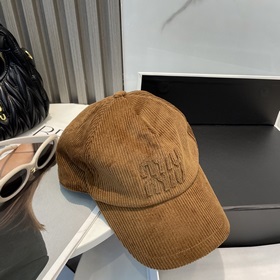 Кепка Miu Limited Edition из вельвета,