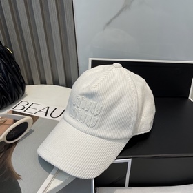 Кепка Miu Limited Edition из вельвета,