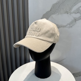 Кепка Miu Limited Edition из вельвета,