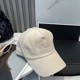 Кепка Miu Limited Edition из вельвета,