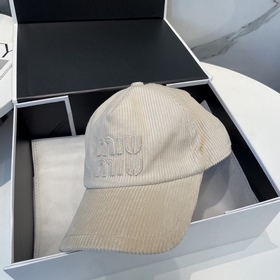 Кепка Miu Limited Edition из вельвета,