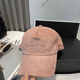 Кепка Miu Limited Edition из вельвета,