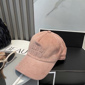 Кепка Miu Limited Edition из вельвета,