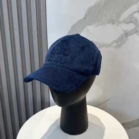 Кепка Miu Limited Edition из вельвета,