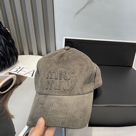 Кепка Miu Limited Edition из вельвета,