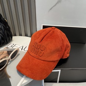 Кепка Miu Limited Edition из вельвета,