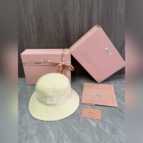 MIUMIU Оригинальная индивидуальная мак