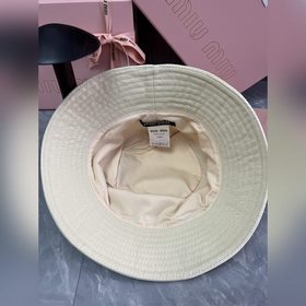 MIUMIU Оригинальная индивидуальная мак