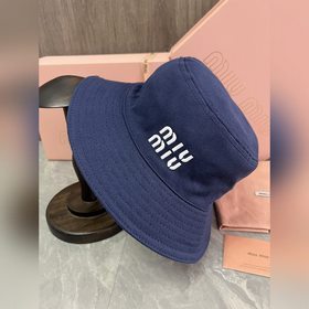 Оригинальная рыбацкая шляпа MIUMIU цве