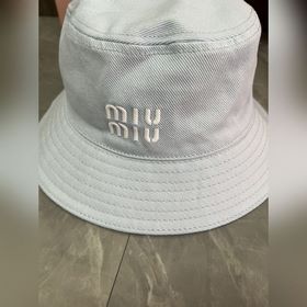 Оригинальная рыбацкая шляпа MIUMIU цве