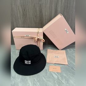 Оригинальная рыбацкая шляпа MIUMIU цве