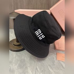 Оригинальная рыбацкая шляпа MIUMIU цве