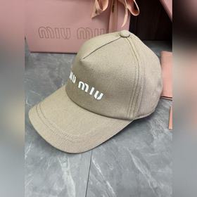 Аутентичная бейсболка MIUMIU цвета мак