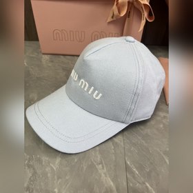 Аутентичная бейсболка MIUMIU цвета мак
